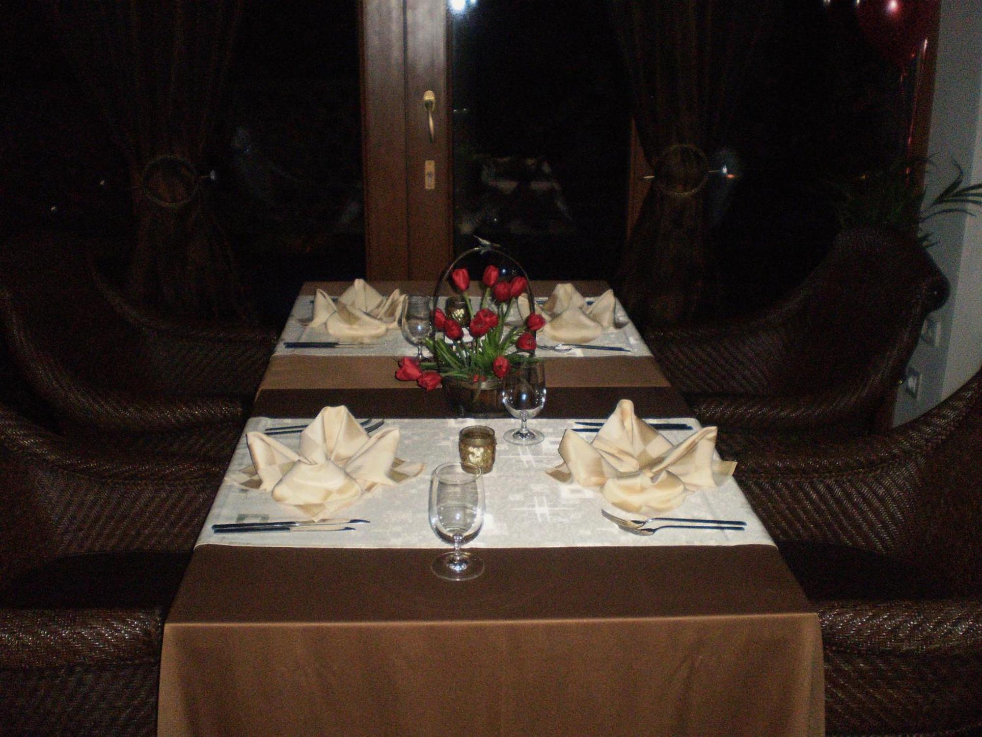 Familly Art Hotel Nirvana Shumen Ngoại thất bức ảnh