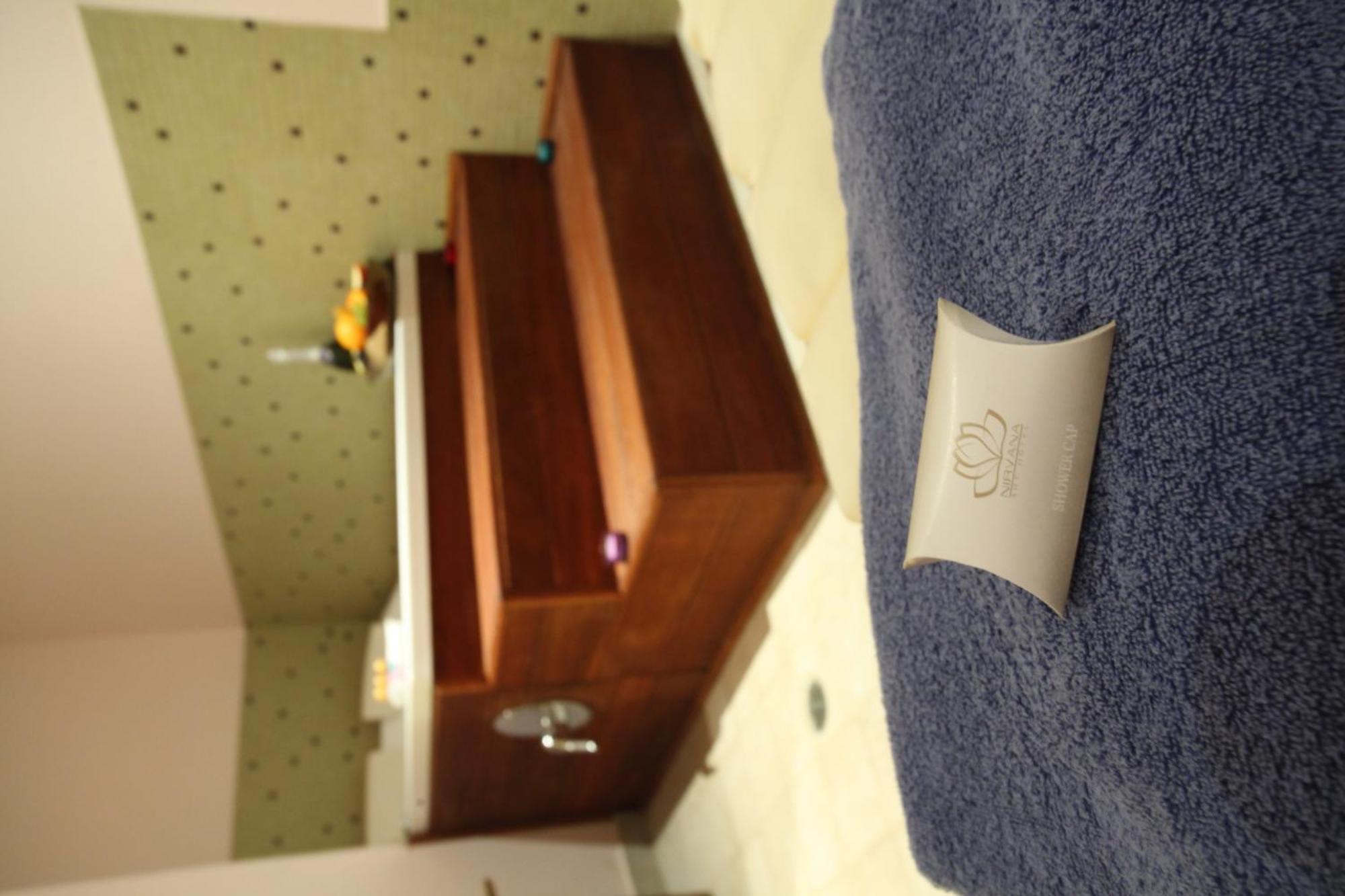 Familly Art Hotel Nirvana Shumen Ngoại thất bức ảnh